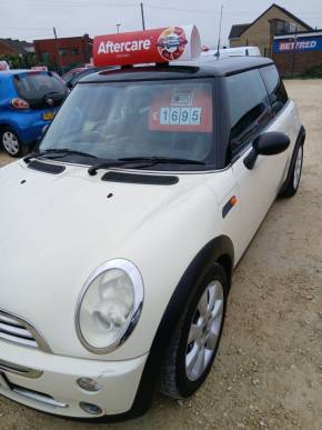 MINI HATCHBACK 2005 (55) at Winchester Car Sales Sheffield