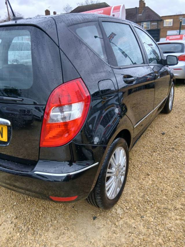 2011 Mercedes-Benz A Class 1.5 A160 Elegance SE 5dr CVT Auto