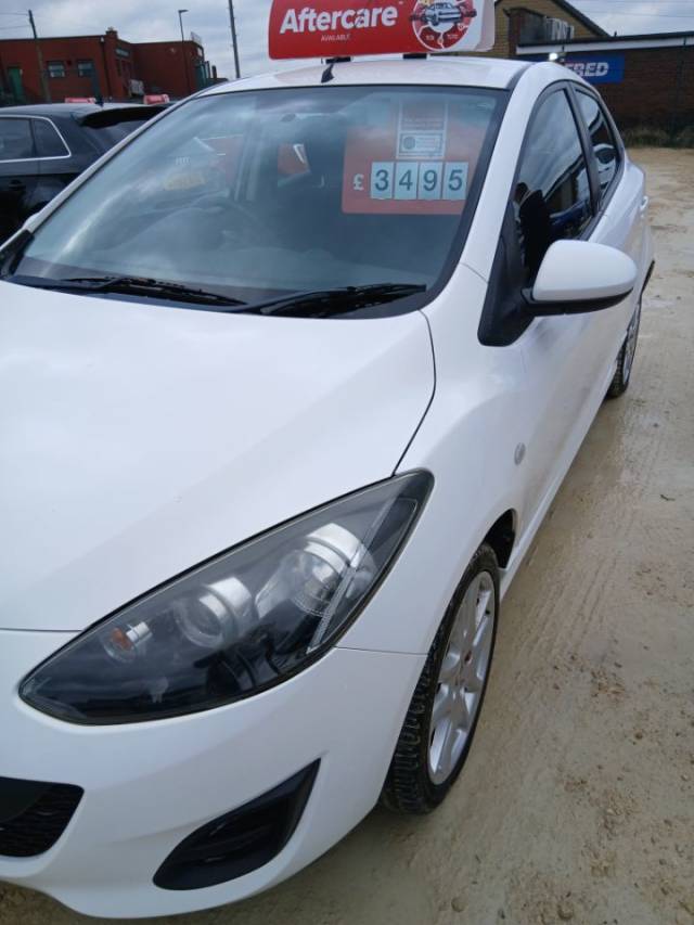 Mazda 2 1.3 Tamura 5dr Hatchback Petrol White