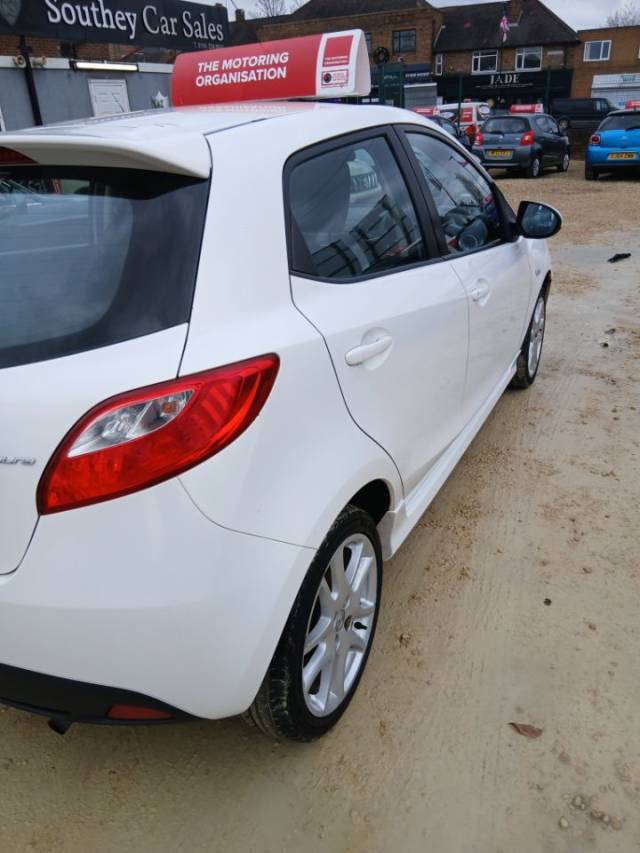 2011 Mazda 2 1.3 Tamura 5dr