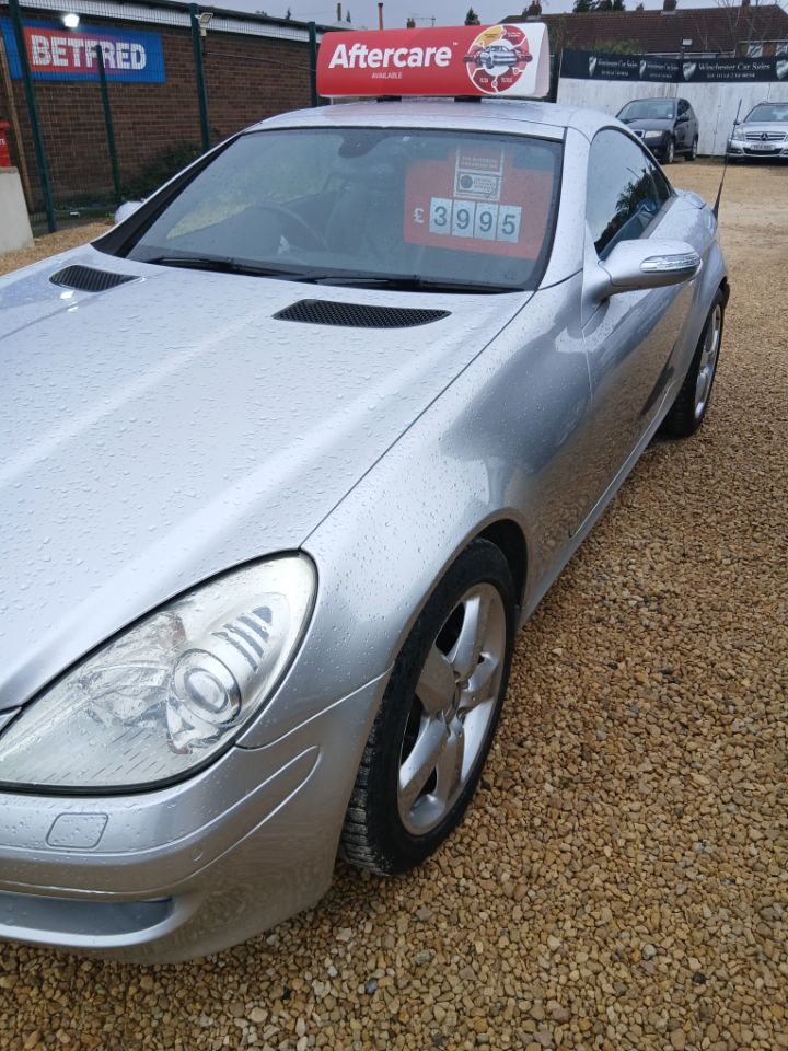 2005 Mercedes-Benz SLK