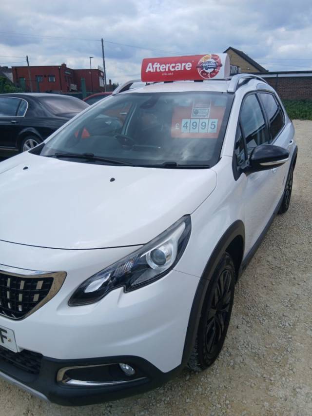 Peugeot 2008 1.2 PureTech Allure 5dr Hatchback Petrol White