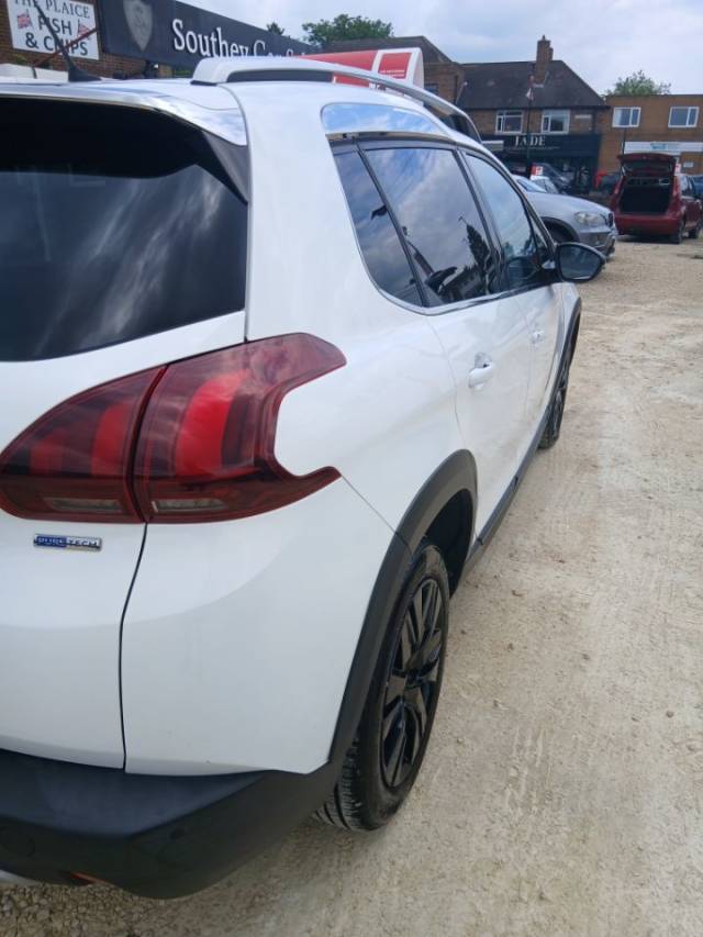 2016 Peugeot 2008 1.2 PureTech Allure 5dr
