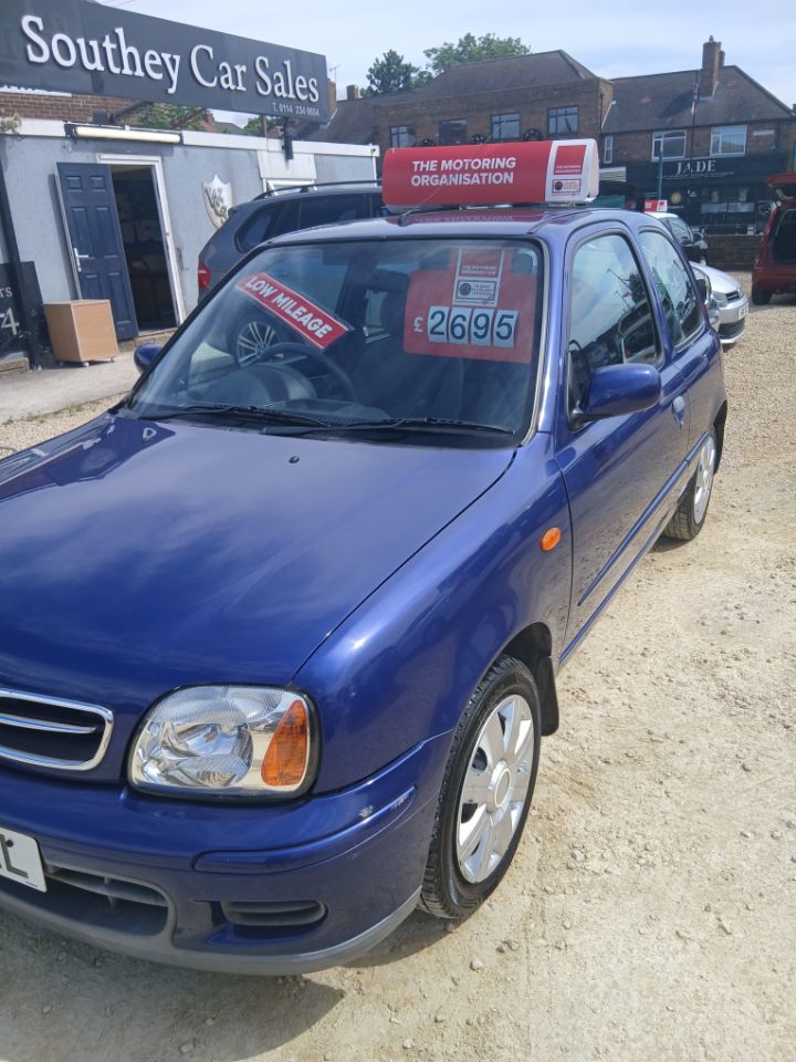 2002 Nissan Micra