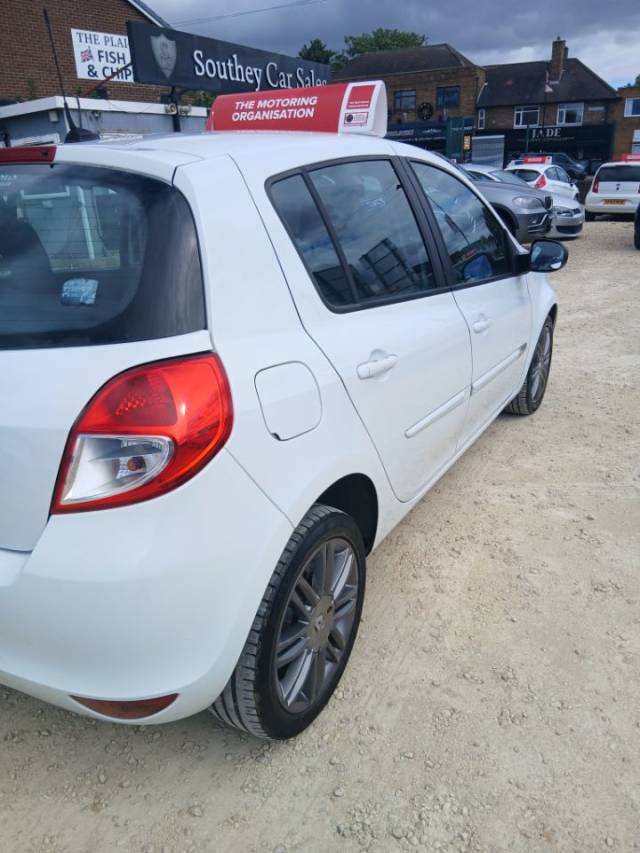 2012 Renault Clio 1.6 VVT Dynamique TomTom 5dr Auto