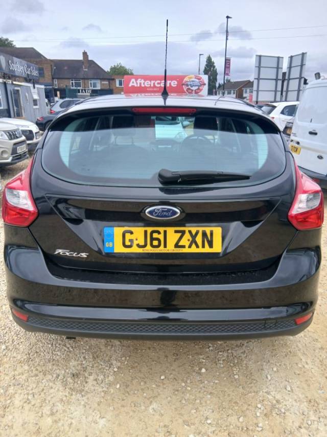 2011 Ford Focus 1.6 Zetec 5dr